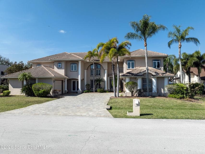 650 Loggerhead Island Drive, Satellite Beach, FL 32937 photo 3
