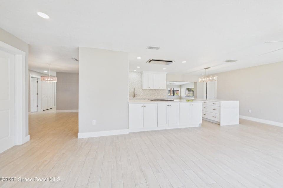 515 Inwood Lane, Indian Harbour Beach, FL 32937 photo 5
