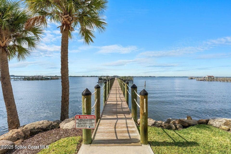 3031 Hafen Lane 306, Melbourne Beach, FL 32951 photo 4