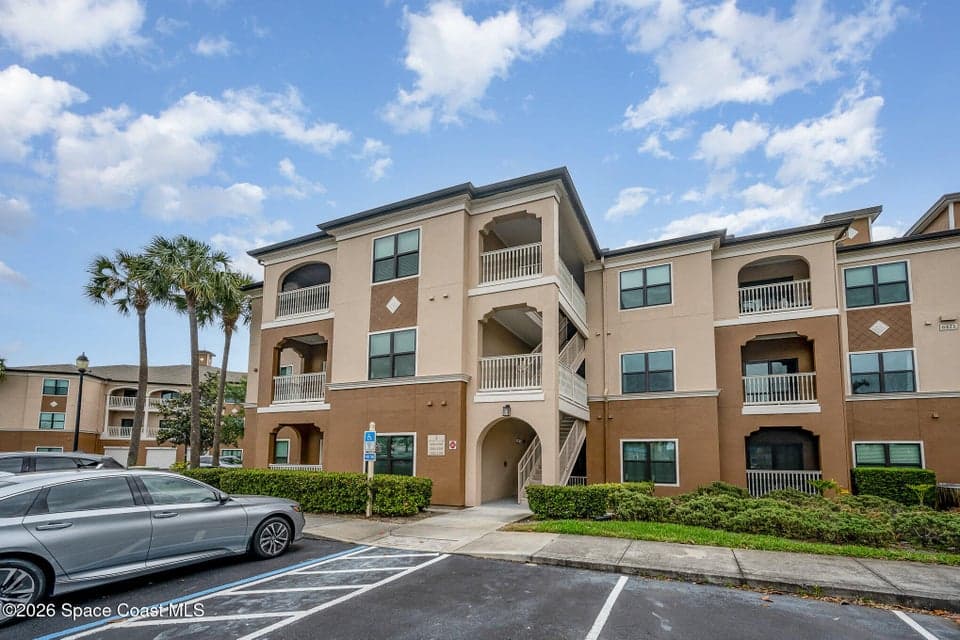 6421 Borasco Drive 3204, Melbourne, FL 32940 photo 3
