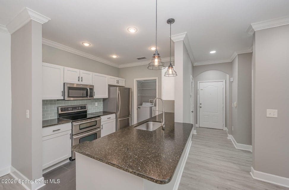 6421 Borasco Drive 3204, Melbourne, FL 32940 photo 5