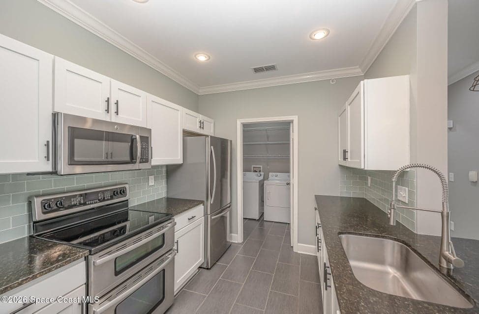6421 Borasco Drive 3204, Melbourne, FL 32940 photo 6