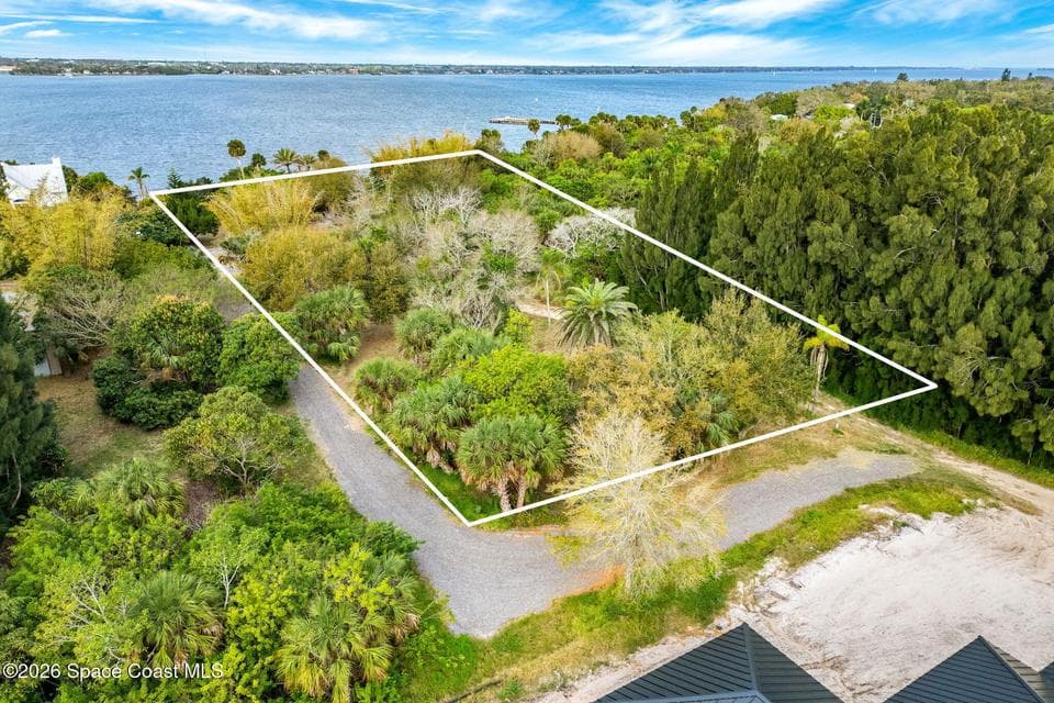 5405 Freedom Lane, Merritt Island, FL 32952