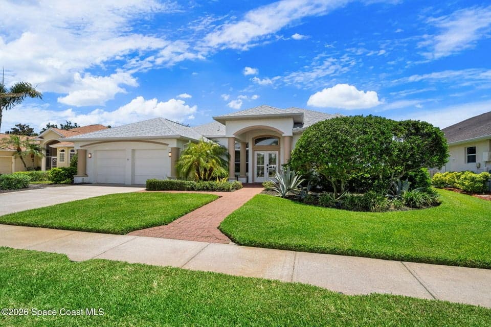 842 Thrasher Drive, Rockledge, FL 32955 photo 2