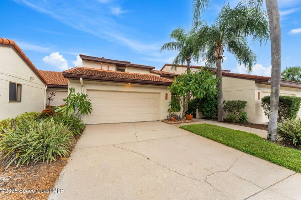 2305 Parkside Place 2305, Indian Harbour Beach, FL 32937 photo 2