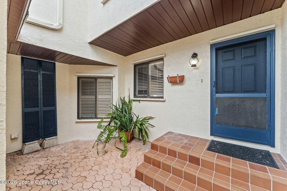 2305 Parkside Place 2305, Indian Harbour Beach, FL 32937 photo 4