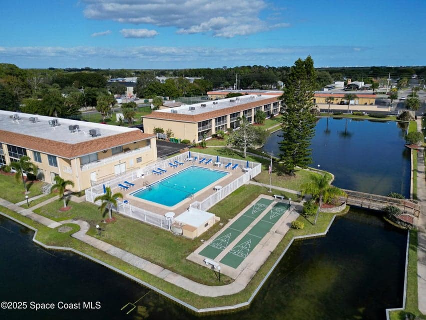 2135 N Courtenay Parkway 236, Merritt Island, FL 32953