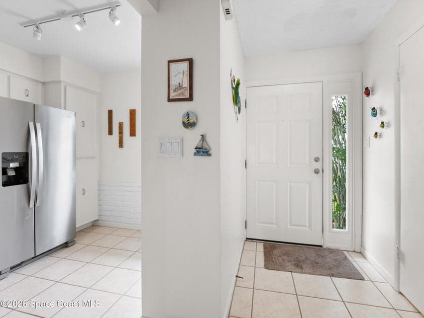 125 Kristi Drive, Indian Harbour Beach, FL 32937 photo 4