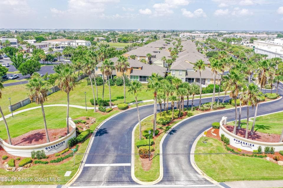 35 Pinafore Place, Indialantic, FL 32903 photo 2