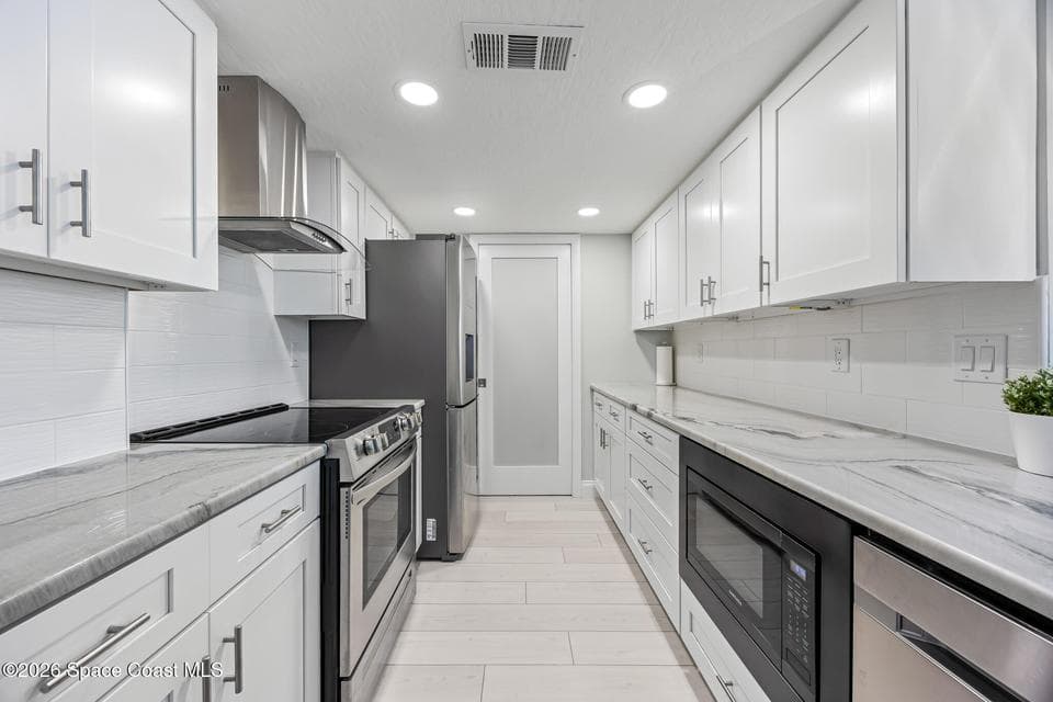 877 N Highway A1a 406, Indialantic, FL 32903 photo 5