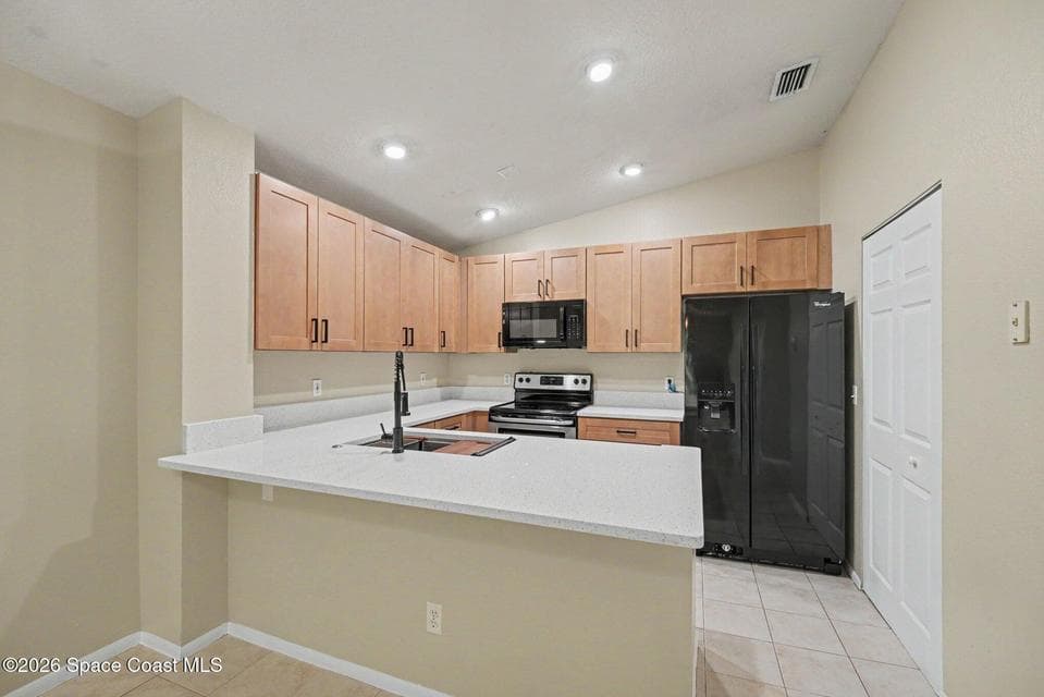 1821 Long Iron Drive 422, Rockledge, FL 32955 photo 2