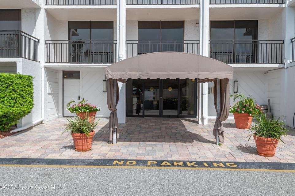 2100 N Atlantic Avenue 406, Cocoa Beach, FL 32931