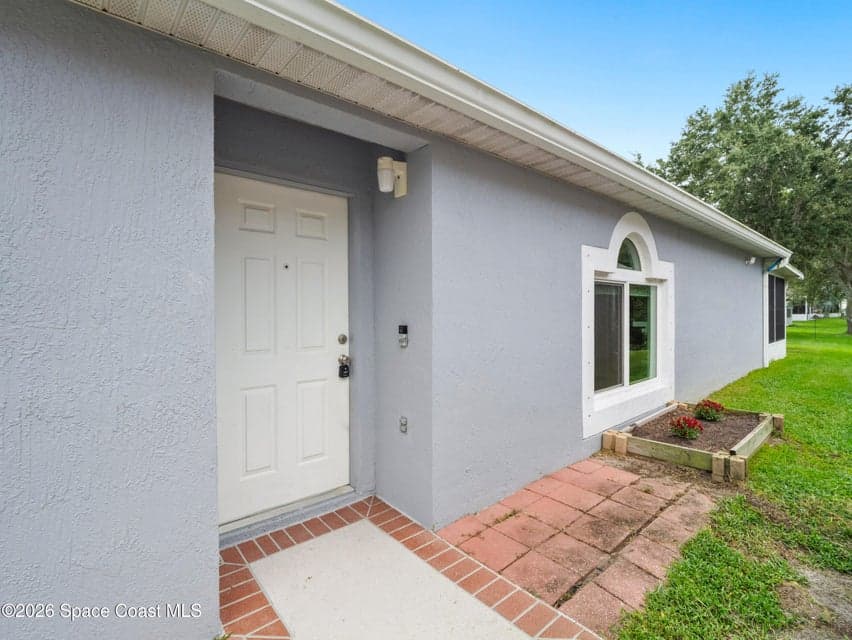 2845 Maderia Circle, Melbourne, FL 32935 photo 3