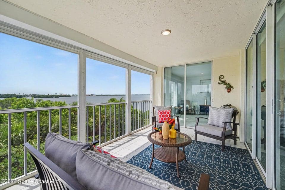188 Pinellas Lane 301b, Cocoa Beach, FL 32931 photo 2