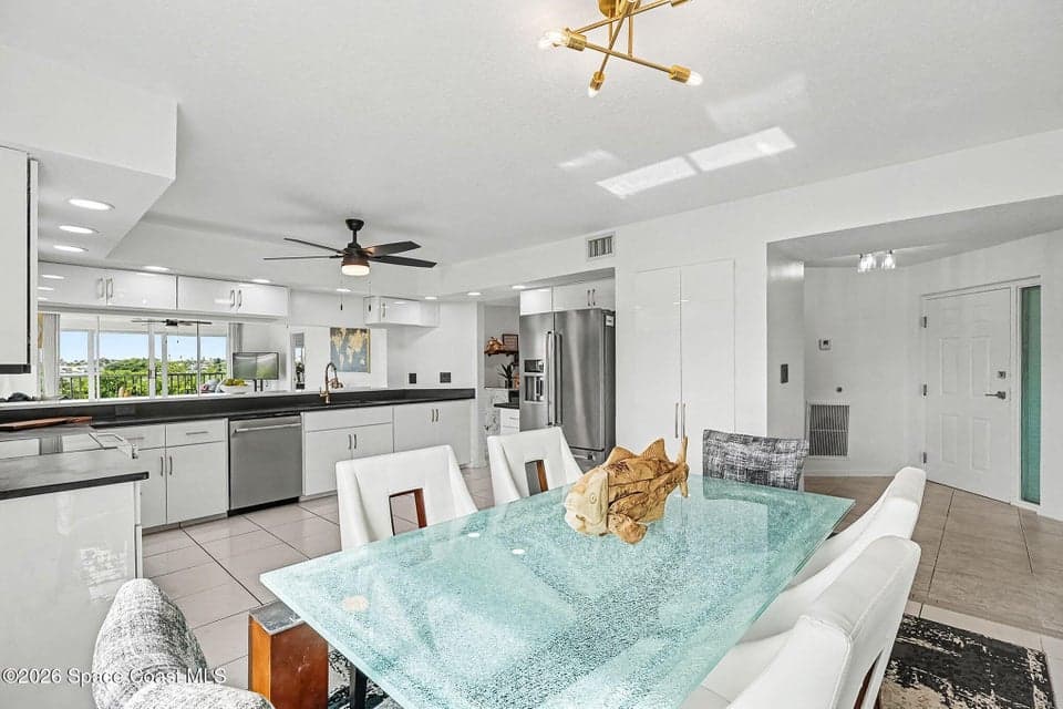 188 Pinellas Lane 301b, Cocoa Beach, FL 32931 photo 5