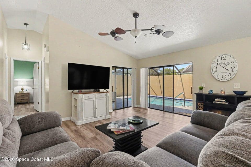 594 Pine Forest Court, Melbourne, FL 32940 photo 4