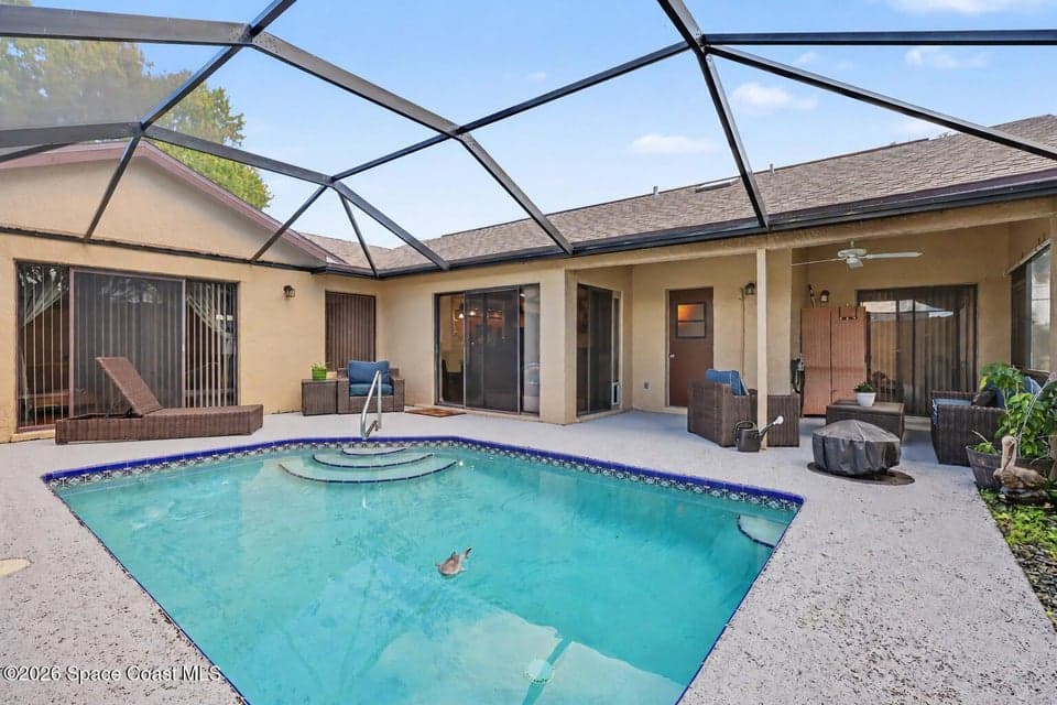 594 Pine Forest Court, Melbourne, FL 32940 photo 2