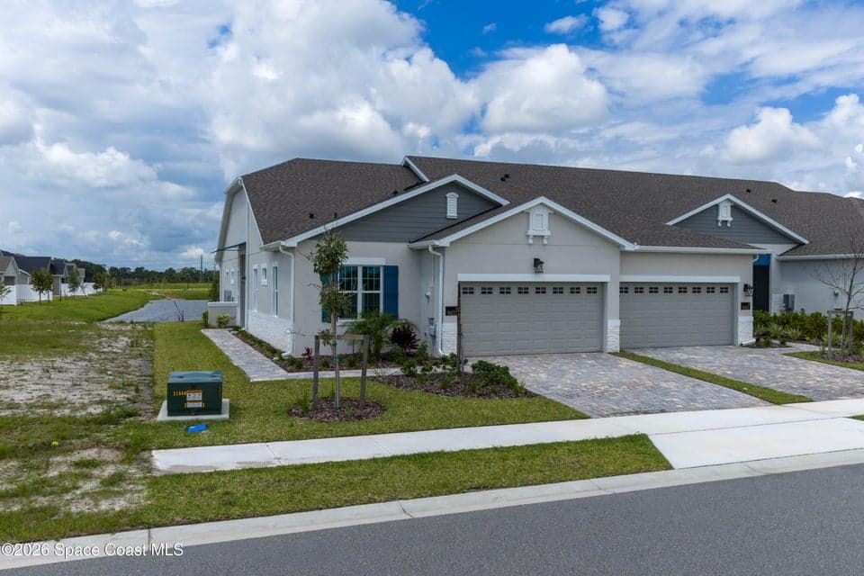 9472 Fuego Way, Melbourne, FL 32940 photo 2