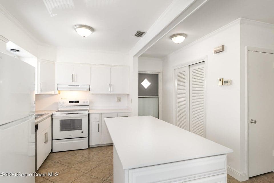 2186 Highway A1a C6, Indian Harbour Beach, FL 32937 photo 6