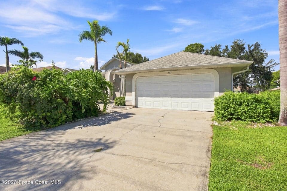 452 Kimberly Drive, Melbourne, FL 32940 photo 2