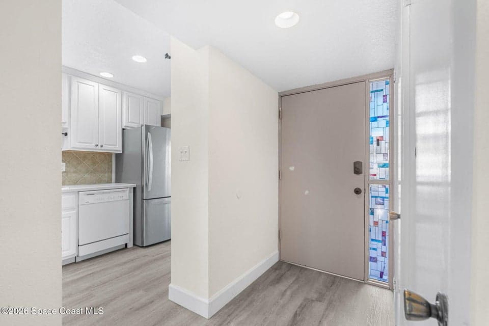 142 Palmetto Avenue 12-2, Indialantic, FL 32903 photo 5