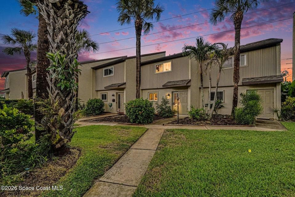 201 6th Avenue E, Melbourne Beach, FL 32951